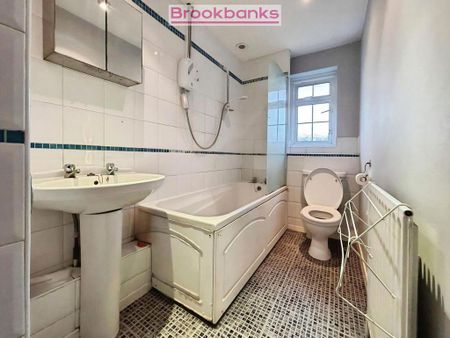 2 bedroom terraced house to rent - Photo 5