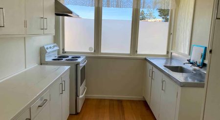 A Little Gem - Photo 3