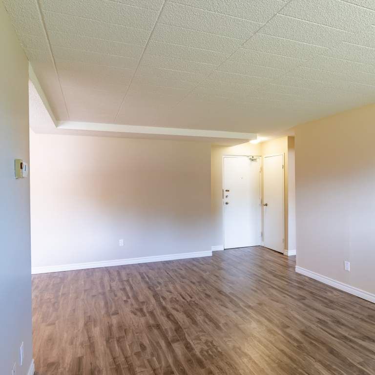 Boundary Place Apartments - ALL INCLUSIVE - Photo 1