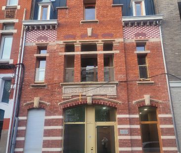Location Appartement 2 pièces 53m² LILLE 59000 - Photo 5