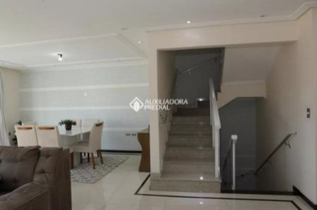 Casa com 3 quartos e 280m² para alugar em Nova Petrópolis, São Bernardo do Campo. - Photo 2