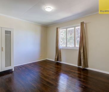 21 Stubbs Road, Woodridge QLD 4114 - House For Rent - $580 | Domain - Photo 1