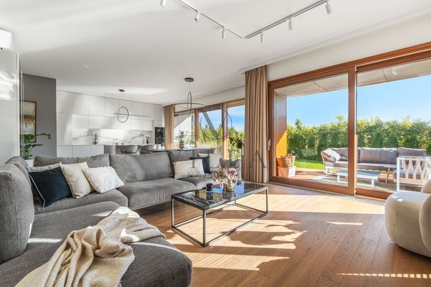 Warszawa, Mokotów - Photo 1