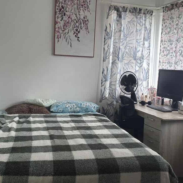 Charming 3BR Home in Silverdale! - Photo 1