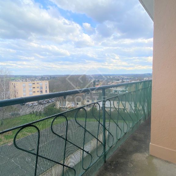 QUARTIER CHU, T3 de 59m² avec balcon/terrasse, parking et cave ! - Photo 1