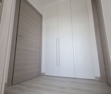 Luminoso 2.5 locali APPENA RISTRUTTURATO a Coldrerio - Foto 6