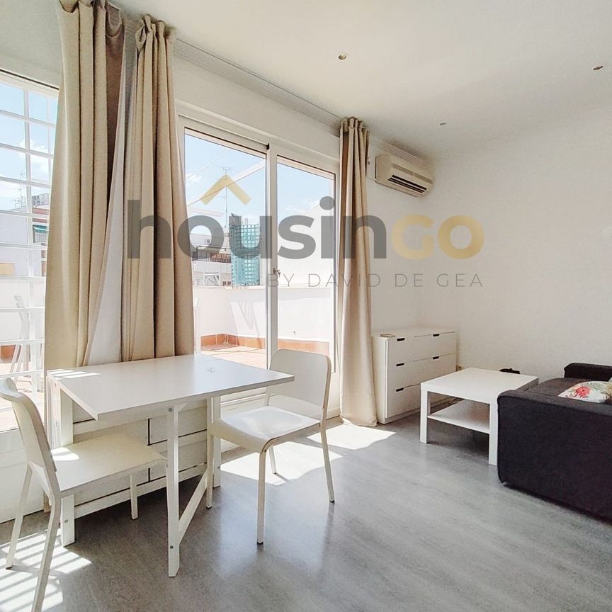 1 bedroom penthouse with terrace in Jose Abascal Street - Photo 1