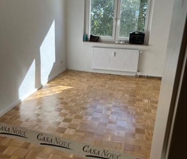 Theodor-Neubauer-Straße - Nachmieter gesucht - Foto 1