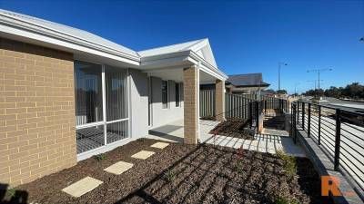 Modern Comfort and Lifestyle in South Yunderup – Your Dream Home Awaits! - Photo 5