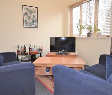 18A Holberry Gardens, Broomhall, Sheffield, S10 2FR - Photo 4