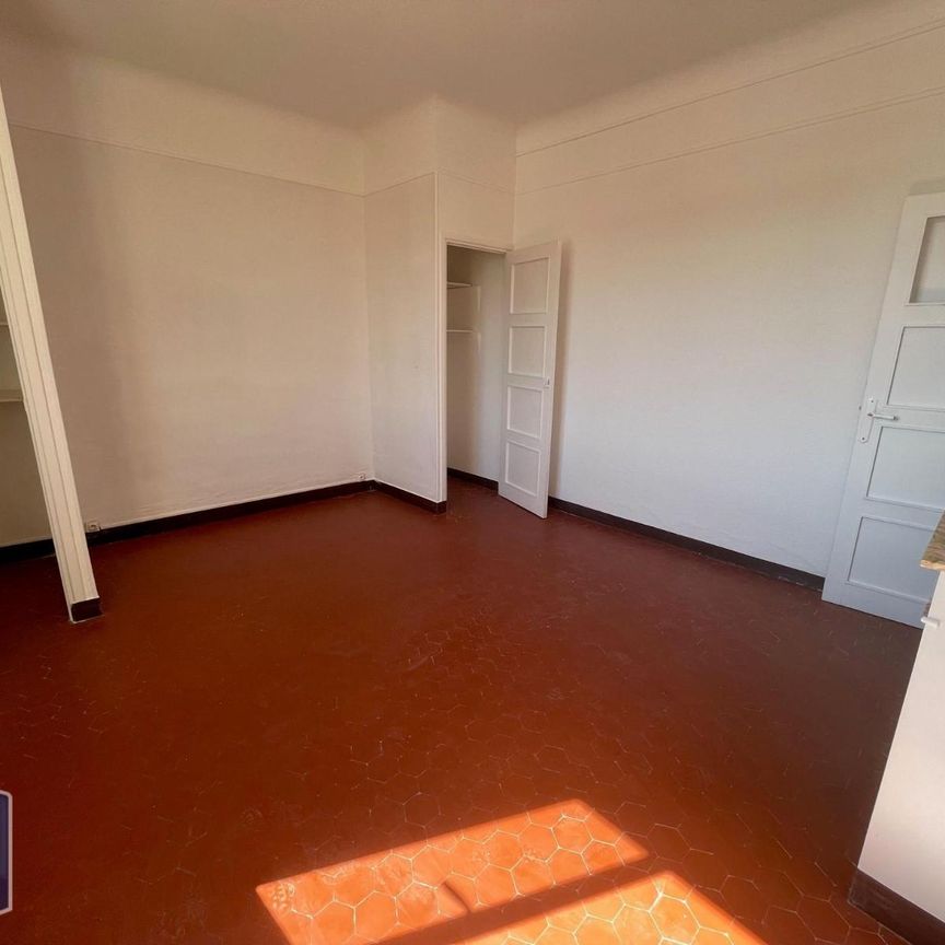 Location Appartement 1 pièce 30m² MARSEILLE 15ème - Photo 1