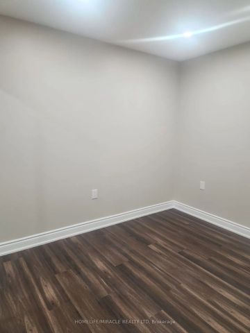 Condo Townhouse For Lease | W9030020 - Photo 5