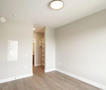 Westview — 206 - Photo 6