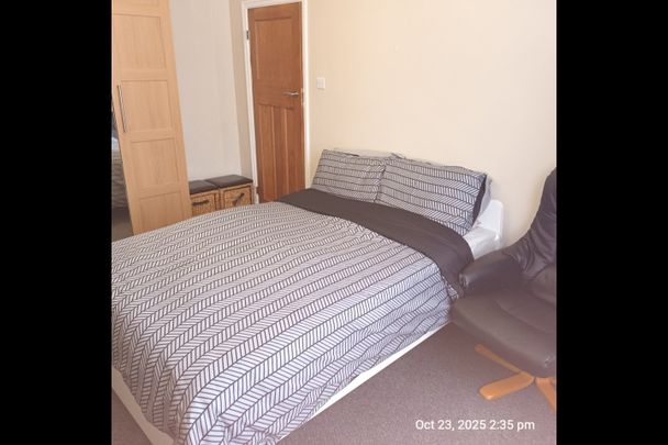 Room in a Shared House, Luton, LU2 - Photo 1