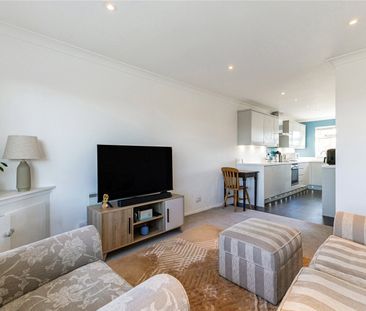 Princes Road, Weybridge, Surrey, KT13 flat to rent - Photo 1