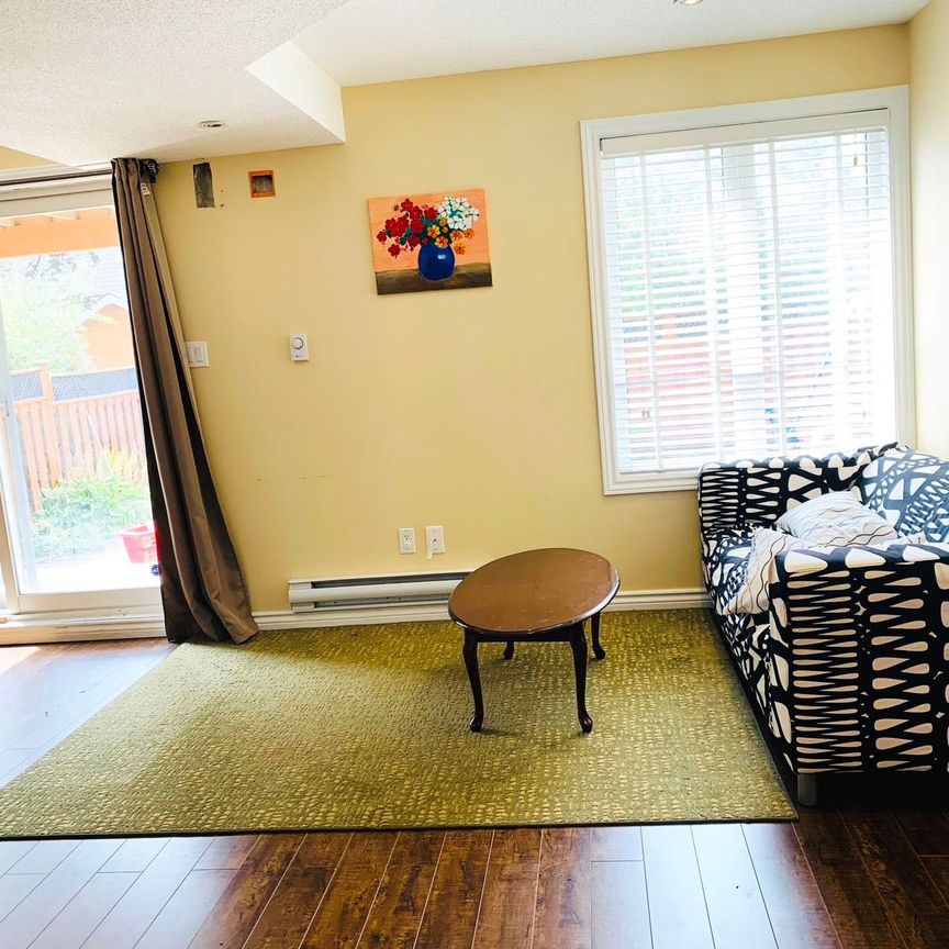 For Lease - 2558 Nichols Drive Unit# Walkout Basement, Oakville, Ontario - Photo 1