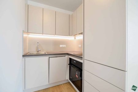 Erstbezug nach Sanierung: Schöne 2-Zimmer-Wohnung mit Top-Anbindung - Foto 3