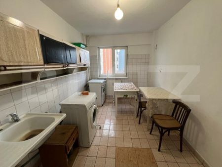 Apartament decomandat, 50 mp, zona Lapus - Photo 3