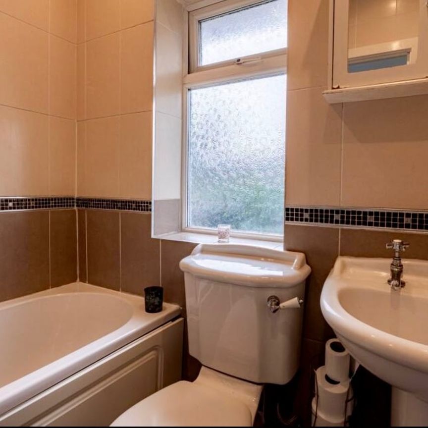 2 Bed Semi-Detached House, Bushbury Road, B33 - Photo 1