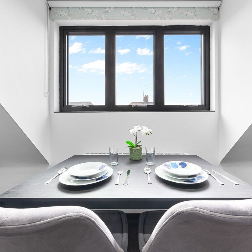 1 Bed Flat, Woodstock Road, NW11 - Photo 1