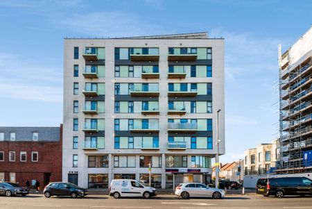 Spur House, SW19, London - Photo 5