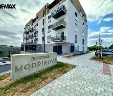 Pronájem moderního bytu 1+kk s velkou terasou na ulici Modřínová v ... - Photo 4
