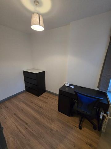 25 Empire Parade, Donegall Road, Belfast, BT12 6GN - Photo 4