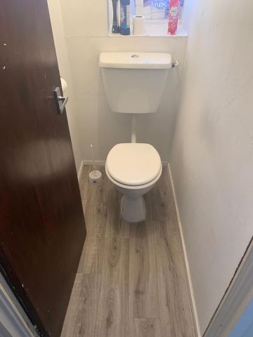 3 Bed Flat, Cape Close, IG11 - Photo 3