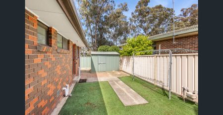 PRIME LOCATION - CLOSE TO EVERYTHING - Photo 2