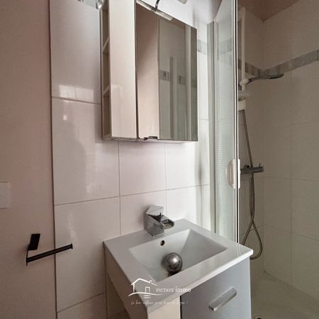 Location Appartement 1 pièce 12m² POITIERS 86000 - Photo 4