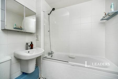 2 bedroom apartment to rent Pacific Heights, Suez Way, Brighton, BN2 - Photo 5