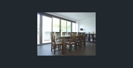 Spacious and luxurious townhouse! - Photo 2