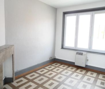 Location Appartement 3 pièces 47m² LAMBERSART 59130 - Photo 5