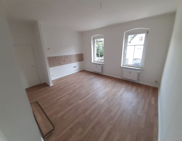 Living can be so beautiful. - Photo 1