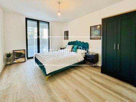 Farnborough Road, Farnborough - Photo 3