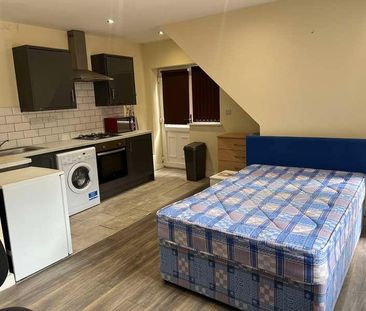 Derby Grove: Student Studio Flat, NG7 - Photo 3