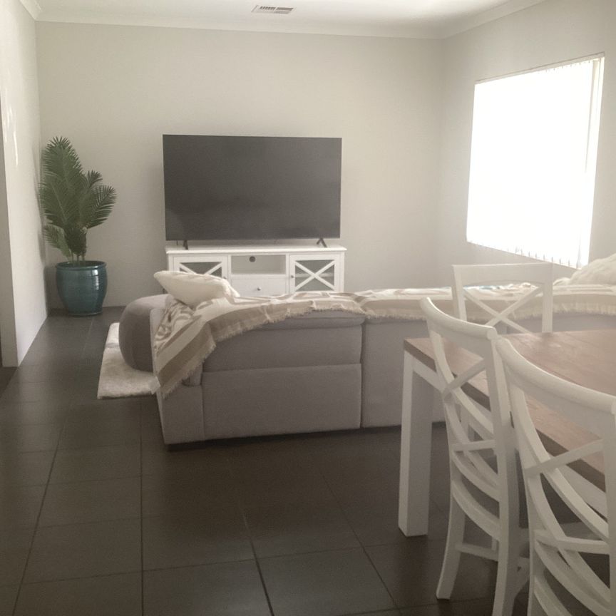 Secret Harbour - Photo 1