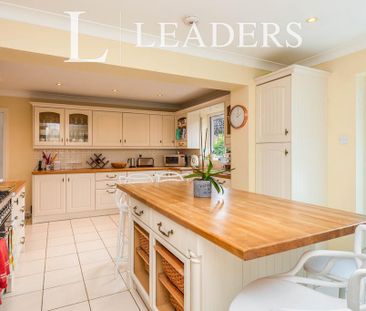 4 bedroom house to rent - Photo 2