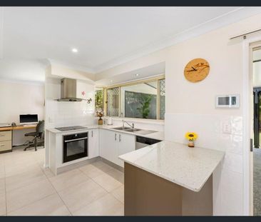 4 Floyd Court, 4214, Parkwood Qld - Photo 6