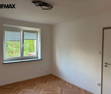 Atraktivní pronájem bytu 2+1 po kompletní rekonstrukci – skvělá v c... - Fotografie 5