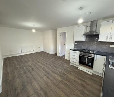 2 bedroom detached bungalow to rent - Photo 5