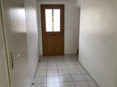 Location Maison 5 pièces 107m² COGNAC 16100 - Photo 4