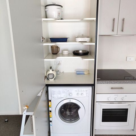 Sunny apartment with balcony - Photo 1