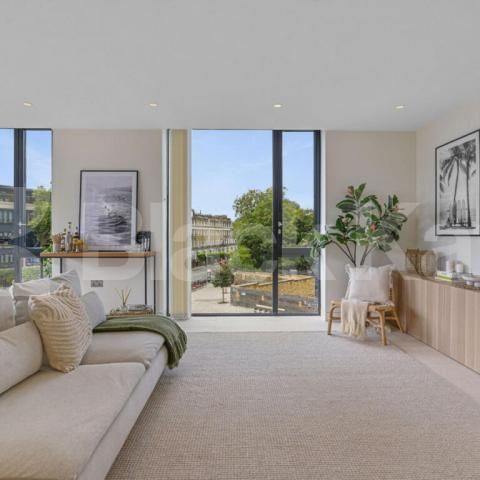 Stunning luxury 3 bed 2 bath modern development by Regents Park - Photo 1