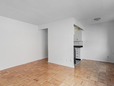 For Lease - 156 Kingston Road Unit# 208, Toronto, Ontario - Photo 3