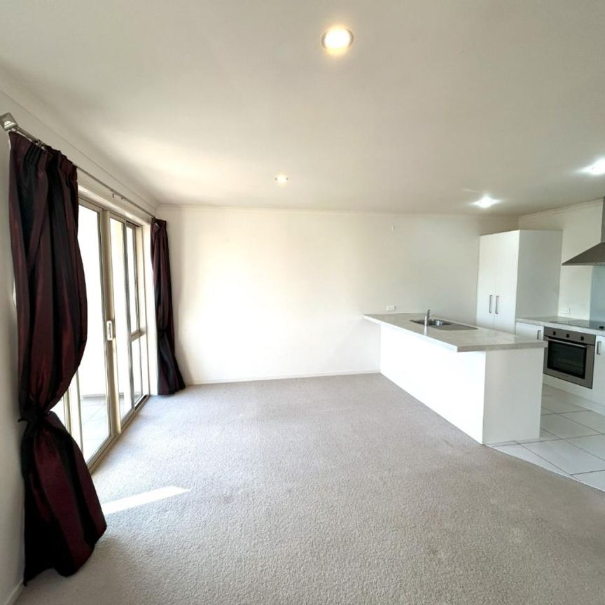 3 Bedroom Apartment - Photo 1