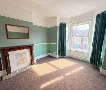 Flat to rent on - Photo 6