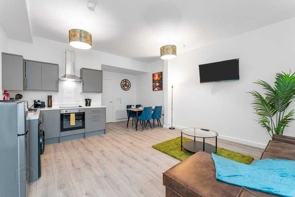 1 East Village Apartments, 209 Templemore Avenue, Belfast, BT5 4AZ - Photo 1