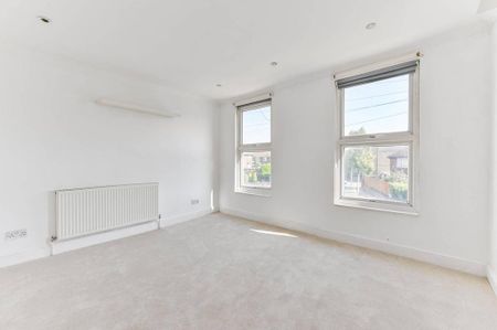 3 bedroom terraced house to rent - Photo 4