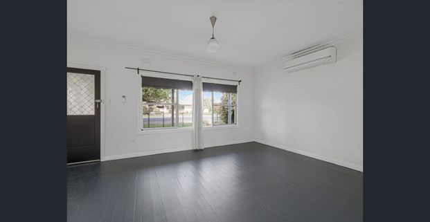 FAMILY HOME - Photo 1